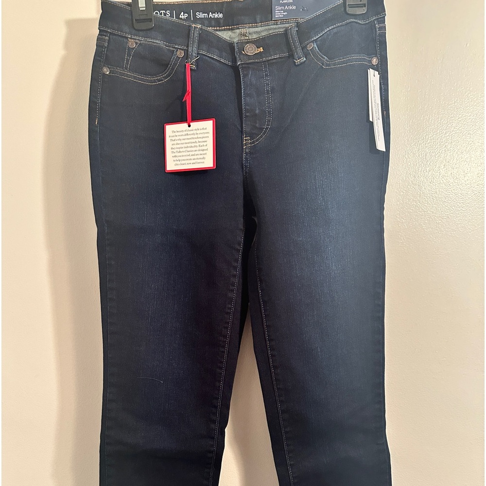 Women’s Jeans NWT Sz 4P
